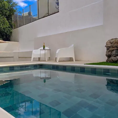 Katara By Helloapartments Villa